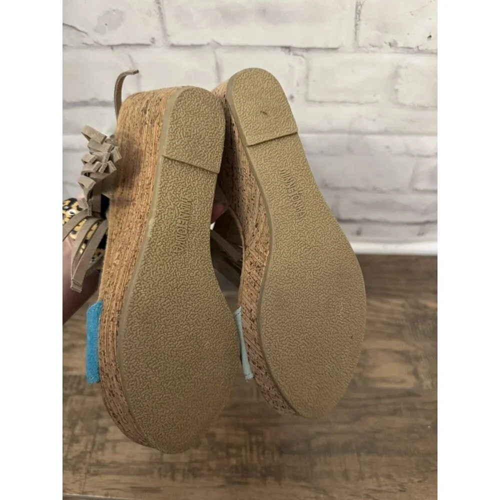 Minnetonka‎ Poppy Size 9 Tan Aqua Blue Wedge Sandal Fringe Comfort 71327